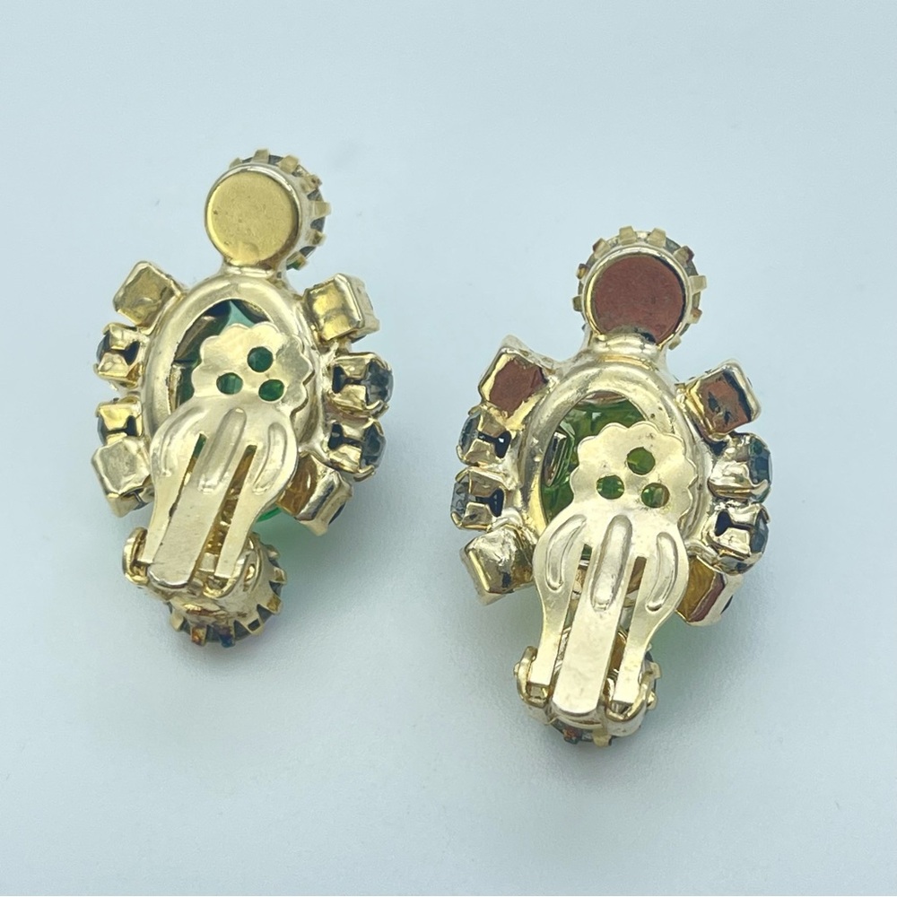 Vintage 50s Rhinestone Earrings | 1950s Clip-on Aurora Borealis Retro Jewelry - Picture 6 of 15
